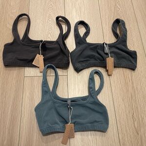 SKIMS Women's Bralette Athletic Bra NWT Size S Outdoor Basics Drop 2021 Scoop